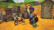 Franklin und Bär haben jetzt ein gemeinsames „Beste-Freunde-Rad“. Franklin und Bär haben jetzt ein gemeinsames „Beste-Freunde-Rad“.