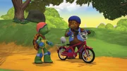 Franklin und Bär probieren ihr neues Entdecker-Rad aus. Franklin und Bär probieren ihr neues Entdecker-Rad aus.