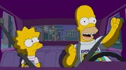 Lisa (l.) lernt Harper kennen, die sich sogleich mit ihr anfreundet. Als Harpers Vater Lisa und Homer (r.) zu einem Konzert einlädt, wird sehr schnell klar, dass Harpers Vater Mike ein ultrareicher Typ ist. Homer ist begeistert. Lisa (l.) lernt Harper kennen, die sich sogleich mit ihr anfreundet. Als Harpers Vater Lisa und Homer (r.) zu einem Konzert einlädt, wird sehr schnell klar, dass Harpers Vater Mike ein ultrareicher Typ ist. Homer ist begeistert.