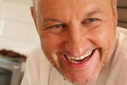 Er hat für jedes gastronomische Problem eine Lösung: Sternekoch Frank Rosin ... Er hat für jedes gastronomische Problem eine Lösung: Sternekoch Frank Rosin ...