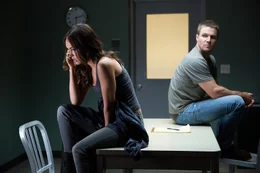 Schlie&szlig;en sich mit den Ninja Turtles zusammen, um den b&ouml;sen Shredder zu bek&auml;mpfen: April (Megan Fox, l.) und Casey (Stephen Amell, r.) ...