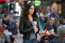 Die Reporterin April (Megan Fox) macht die Turtels auf eine schreckliche Entdeckung aufmerksam, denn das B&ouml;se scheint m&auml;chtiger zu werden ...