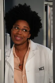 Kasie Hines (Diona Reasonover) Kasie Hines (Diona Reasonover)