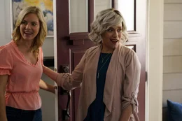 L-R: Leah Waddell (Cindy Busby), Fiona Waddell (Jennifer Copping)