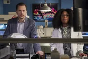 Timothy McGee (Sean Murray, l.); Kasie Hines (Diona Reasonover, r.) Timothy McGee (Sean Murray, l.); Kasie Hines (Diona Reasonover, r.)