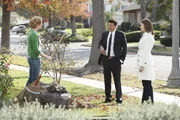 v.li.: Grace Bryson (Fay Masterson), Booth (David Boreanaz) und Brennan (Emily Deschanel). v.li.: Grace Bryson (Fay Masterson), Booth (David Boreanaz) und Brennan (Emily Deschanel).