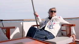 Hubertus Prinz zu Hohenlohe auf einer Yacht vor der K&uuml;ste Marbellas.