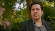 Maximilian (Francisco Medina) erkennt erschrocken, welche schwerwiegenden Folgen ihre Entscheidung hat. Maximilian (Francisco Medina) erkennt erschrocken, welche schwerwiegenden Folgen ihre Entscheidung hat.