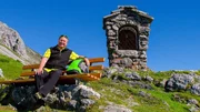 Harry Prünster ist auf den Etappen 17 und 18 des Tiroler Adlerweges unterwegs. Harry Prünster ist auf den Etappen 17 und 18 des Tiroler Adlerweges unterwegs.