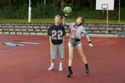 v.l.: Philipp (Jona Levin Nicolai), Charlie (Greta Krämer) v.l.: Philipp (Jona Levin Nicolai), Charlie (Greta Krämer)