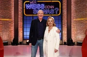 Treten bei "Wer weiß denn sowas?" als Kandidat:innen an: Der Komiker und Musiker Mike Krüger (l.) und die Moderatorin Marijke Amado (r.). Treten bei "Wer weiß denn sowas?" als Kandidat:innen an: Der Komiker und Musiker Mike Krüger (l.) und die Moderatorin Marijke Amado (r.).