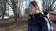 Jasmin macht sich Sorgen um die Zukunft. Jasmin macht sich Sorgen um die Zukunft.
