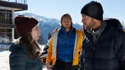 Durch einen Zufall hat Bastian (Tommy Schlesser, r.) von Valeries (Adriane Grzadziel, l.) Forschungsauftrag in den USA erfahren und stellt sie wütend zur Rede. Markus (Sebastian Ströbel, M.) versucht zu vermitteln. Durch einen Zufall hat Bastian (Tommy Schlesser, r.) von Valeries (Adriane Grzadziel, l.) Forschungsauftrag in den USA erfahren und stellt sie wütend zur Rede. Markus (Sebastian Ströbel, M.) versucht zu vermitteln.