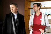 ARD STURM DER LIEBE FOLGE 1712. Martin (David Paryla, l.) sucht in Sachen Kira Rat bei Nils (Florian Stadler, r.). ARD STURM DER LIEBE FOLGE 1712. Martin (David Paryla, l.) sucht in Sachen Kira Rat bei Nils (Florian Stadler, r.).