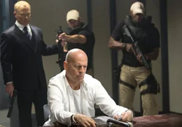 L-R: Jack Horton (Neal McDonough), Frank (Bruce Willis)