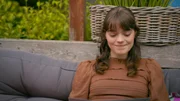 Isabelle ahnt nicht, dass sie Sophia (Katharina Kron) einen großen Gefallen getan hat. Isabelle ahnt nicht, dass sie Sophia (Katharina Kron) einen großen Gefallen getan hat.