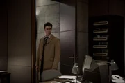 Peter Quayle (Harry Lloyd)
