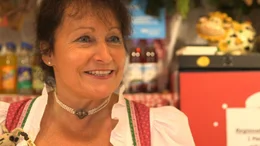 Manuela Weitner, Seniorchefin des W&uuml;rstelstands Wurstmichl war einmal M&uuml;nchner Kindl. Weiteres Bildmaterial finden Sie unter www.br-foto.de.