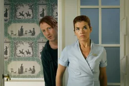 L-R: Andreas 'Fussel' Poschka  (Wotan Wilke M&ouml;hring) und Alexandra (Anke Engelke)