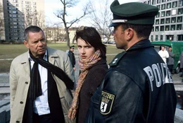 Kommissar Beck (Ronald Nitschke, l.) und Lena Schumann (Annett Renneberg, M.)