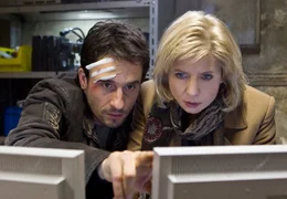 Inga L&uuml;rsen (Sabine Postel) und Stedefreund (Oliver Mommsen) entdecken die Zentrale eines konspirativen &Uuml;berwachungsnetzwerks. Wer hat hier wen im Visier?