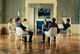 "Happy Burnout" &ndash; Riva Film. Regie: Andr&eacute; Erkau. Kamera: Ngo The Chau. Alexandra (Anke Engelke), Anatol (Torben Liebrecht), Merle (Julia Koschitz), Datty (Kostja Ullmann), Fussel (Wotan Wilke M&ouml;hring)