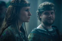L-R: Brunhild (Rosalinde Mynster), K&ouml;nig  Gunter (Dominic Marcus Singer)