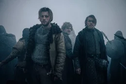 v.li.: Siegfried von Xanten (Jannis Niew&ouml;hner), K&ouml;nig Gunter (Dominic Marcus Singer), Hagen von Tronje (Gijs Naber).