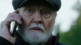 Jon Voight as Patrick "Paddy" Quinn
