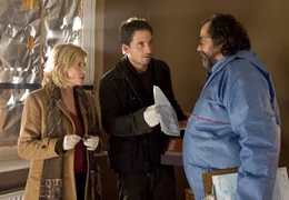 NDR Fernsehen TATORT, "Schlafende Hunde", am Dienstag (04.03.14) um 22:00 Uhr. Mord oder nat&uuml;rlicher Tod? Inga L&uuml;rsen (Sabine Postel) und Stedefreund (Oliver Mommsen) sind sich mit Gerichtsmediziner Dr. Katzmann (Matthias Brenner,r.) nicht einig. Ihre Skepsis wird die Kommissare in komplizierte Ermittlungen f&uuml;hren.
