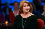 Zum großen Jubiläum vom „Kölner Treff“ feiern Susan Link und Micky Beisenherz einen Abend voller besonderer Begegnungen, persönlicher Geschichten und überraschender Momente. Mit Carolin Kebekus, Guido Maria Kretschmer, Jörg Pilawa, Motsi Mabuse, Tommi Schmitt und Senta Berger (Foto) begrüßen sie prominente Gäste, die dem Kölner Treff auf ganz unterschiedliche Weise verbunden sind. Zum großen Jubiläum vom „Kölner Treff“ feiern Susan Link und Micky Beisenherz einen Abend voller besonderer Begegnungen, persönlicher Geschichten und überraschender Momente. Mit Carolin Kebekus, Guido Maria Kretschmer, Jörg Pilawa, Motsi Mabuse, Tommi Schmitt und Senta Berger (Foto) begrüßen sie prominente Gäste, die dem Kölner Treff auf ganz unterschiedliche Weise verbunden sind.
