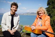 Reporter Spezial &ndash; Donat auf Achse: Von Kindheitstraumas, ESC-Stars und Raubkunst, Folge 5. Veronique M&uuml;ller hat die Schweiz am ESC vertreten.