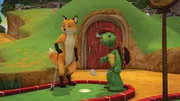 Dank Fuchs kriegt Franklin den Dreh beim Minigolf raus. Dank Fuchs kriegt Franklin den Dreh beim Minigolf raus.