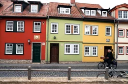 Wunderbar saniert ist das Andreasviertel heute. Die Erfurter hatten es in den letzten Tagen der DDR vor dem Abriss bewahrt.