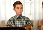 Sheldon Cooper (Iain Armitage) Sheldon Cooper (Iain Armitage)