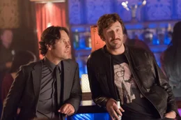 Immer auf der Suche nach neuen Talenten f&uuml;r ihr Musiklabel: Pete (Paul Rudd, l.) und Ronnie (Chris O'Dowd, r.) ...