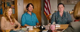 Da kann nur noch die Direktorin helfen! Debbie (Leslie Mann, l.) und Pete (Paul Rudd, M.) werden, zusammen mit der etwas exzentrischen Catherine (Melissa McCathy, r.) zur Direktorin der Schule ihrer Kinder gerufen ...