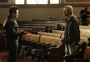 Buck Winters (David Gallagher, r.), der Geliebte von Crystal Hoyle, die Don (Rob Morrow, l.) seinerzeit erschießen musste, flüchtet zusammen mit zwei Kumpanen aus dem Gefängnis und hat offensichtlich vor, Don umzubringen ... Buck Winters (David Gallagher, r.), der Geliebte von Crystal Hoyle, die Don (Rob Morrow, l.) seinerzeit erschießen musste, flüchtet zusammen mit zwei Kumpanen aus dem Gefängnis und hat offensichtlich vor, Don umzubringen ...