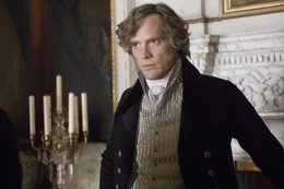 Lord Melbourne (Paul Bettany)