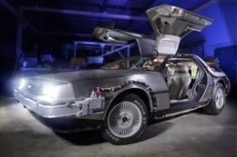 Der DeLorean   Die Verwendung des sendungsbezogenen Materials ist nur mit dem Hinweis und Verlinkung auf RTL+ gestattet.; Der DeLorean   Die Verwendung des sendungsbezogenen Materials ist nur mit dem Hinweis und Verlinkung auf RTL+ gestattet.