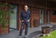 Kevin McCloud Kevin McCloud