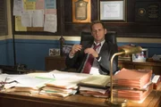 M&uuml;ssen einen neuen Mordfall aufkl&auml;ren: Jake (Josh Lucas) und sein Team ...