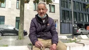 Der 62-jährige New Yorker Charles lebt in Frankfurt am Main und vermisst seine Familie sehr. Doch um sie wiederzusehen, müsste er erst vom Rauschgift loskommen. Der 62-jährige New Yorker Charles lebt in Frankfurt am Main und vermisst seine Familie sehr. Doch um sie wiederzusehen, müsste er erst vom Rauschgift loskommen.