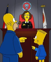 Richterin Harm (M.) sieht in diesem Vorfall eine grobe Vernachlässigung der elterlichen Aufsichtspflicht und verurteilt Homer (l.) dazu, mit einem Seil an Bart (r.) gefesselt zu werden. Richterin Harm (M.) sieht in diesem Vorfall eine grobe Vernachlässigung der elterlichen Aufsichtspflicht und verurteilt Homer (l.) dazu, mit einem Seil an Bart (r.) gefesselt zu werden.