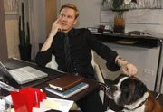 Alexandra spielt ein hässliches Spiel mit Manu. Im Namen von Mark schreibt sie Manu E-Mails - und bittet schließlich Philip (Philipp Romann), ihr dabei zu helfen ... Alexandra spielt ein hässliches Spiel mit Manu. Im Namen von Mark schreibt sie Manu E-Mails - und bittet schließlich Philip (Philipp Romann), ihr dabei zu helfen ...