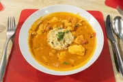 Tagesmotto &bdquo;Leibgericht&ldquo;: Afrikanisches H&uuml;hnerfrikassee mit zweierlei Linsen und Basmati von Bernd Caspar Dietrich