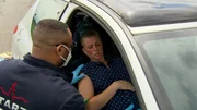 Nach einem Autounfall bangt eine schwangere Frau um das Leben ihres ungeborenen Kindes.