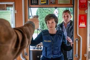 Die Straßenbahnerin Andrea Ferninger (Violetta Schurawlow) wird tot in der Remise aufgefunden. Schnell gerät ihr Ex-Freund und Kollege Sven Paulitsch (Matthias Lier) in den Fokus der Ermittlungen. Hat er den Mord aus Rache begangen? Die Straßenbahnerin Andrea Ferninger (Violetta Schurawlow) wird tot in der Remise aufgefunden. Schnell gerät ihr Ex-Freund und Kollege Sven Paulitsch (Matthias Lier) in den Fokus der Ermittlungen. Hat er den Mord aus Rache begangen?