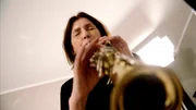 Die Musikerin Anne Wilsch aus Rostock gehörte zu den Udo-Fans in der DDR, die als erste kurz nach der Wende mit ihm auf der Bühne stehen durften. Mit ihrer Vorband „The Next“. Die Musikerin Anne Wilsch aus Rostock gehörte zu den Udo-Fans in der DDR, die als erste kurz nach der Wende mit ihm auf der Bühne stehen durften. Mit ihrer Vorband „The Next“.