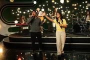 Mai Thi Nguyen-Kim und Musiker Bosse singen eine PFAS-Cover-Version von seinem Hit „Schönste Zeit“. Mai Thi Nguyen-Kim und Musiker Bosse singen eine PFAS-Cover-Version von seinem Hit „Schönste Zeit“.